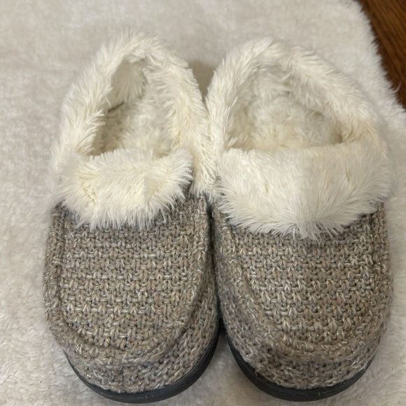 Muk Luk slippers - Picture 6 of 6